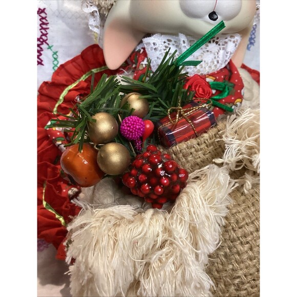 VINTAGE 1993 HOUSE OF LLOYD CHRISTMAS AROUND THE WORLD FLOSSIE BUNNY 15" - Picture 3 of 11